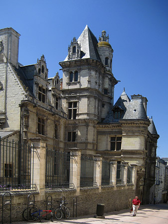 Häuser in Angers - Pays de la Loire (Angers)